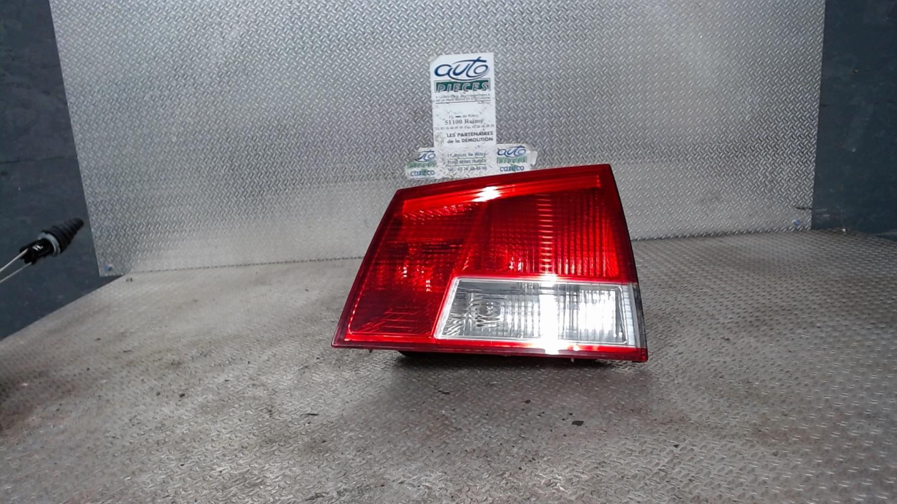 Feu arriere secondaire droit (feux) OPEL VECTRA C PHASE 1 BREAK Diesel - 1