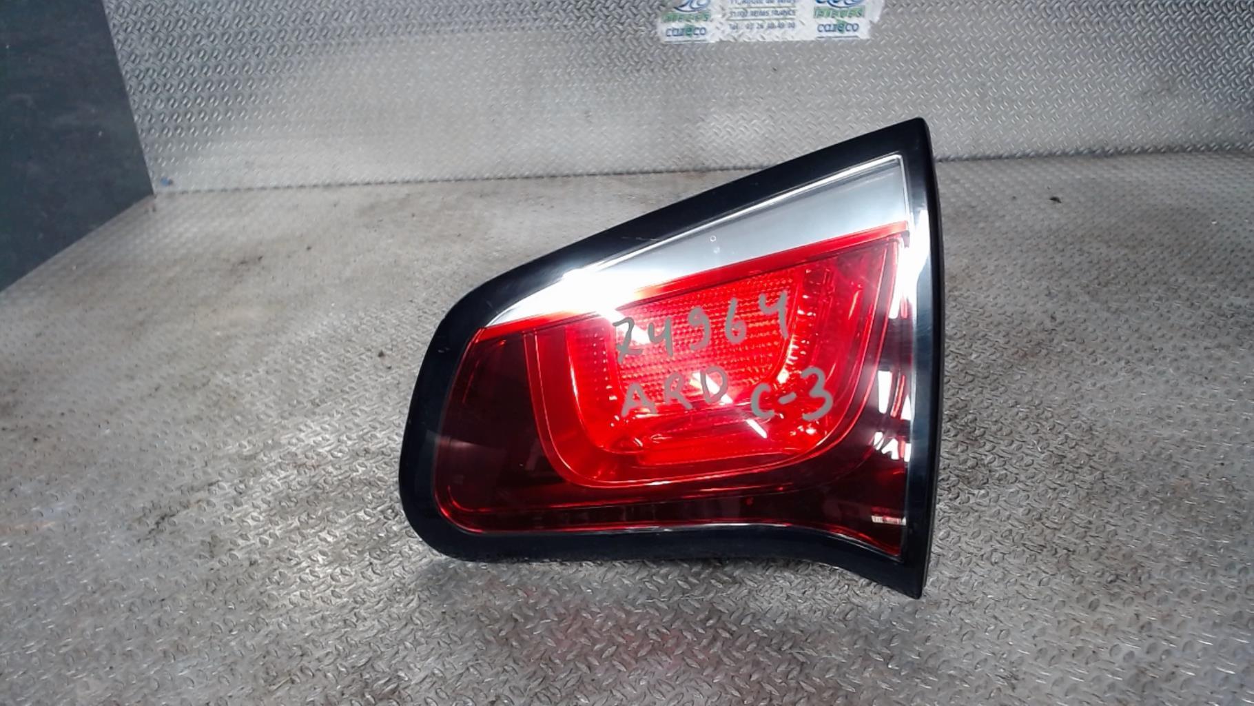 Feu arriere secondaire droit (feux) CITROEN C3 2 PHASE 2 Essence - 1