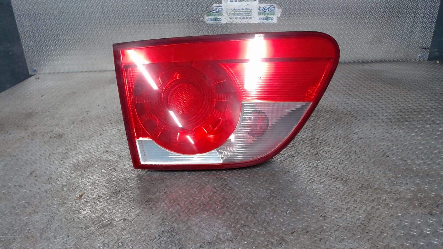 Feu arriere secondaire gauche (feux) SEAT ALTEA XL FREETRACK PHASE 1 Diesel - 1