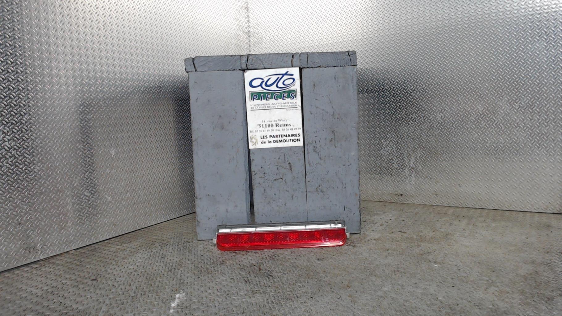Feu arriere stop central FORD KA 2 PHASE 2 Essence - 1