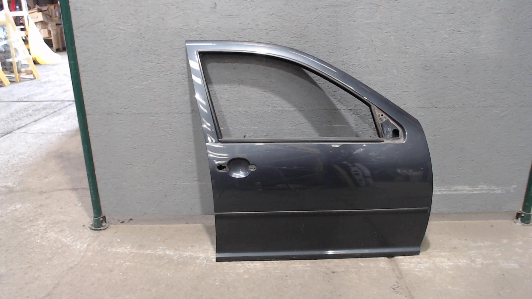 Porte avant droit VOLKSWAGEN BORA Diesel - 1