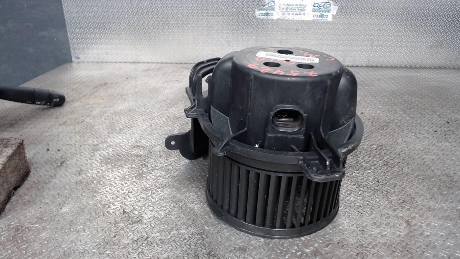 Pulseur d'air RENAULT CLIO 2 PHASE 2 Essence - 1
