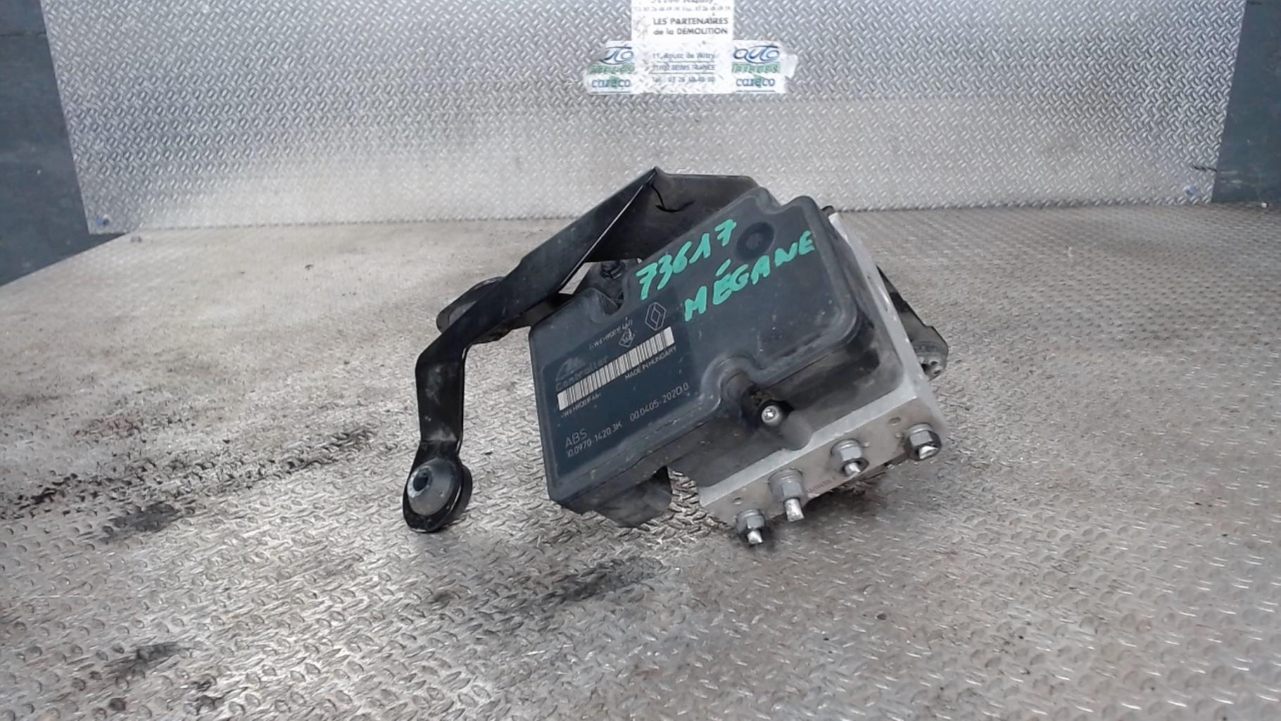 Bloc ABS (freins anti-blocage) RENAULT MEGANE 3 PHASE 1 COUPE Essence - 1