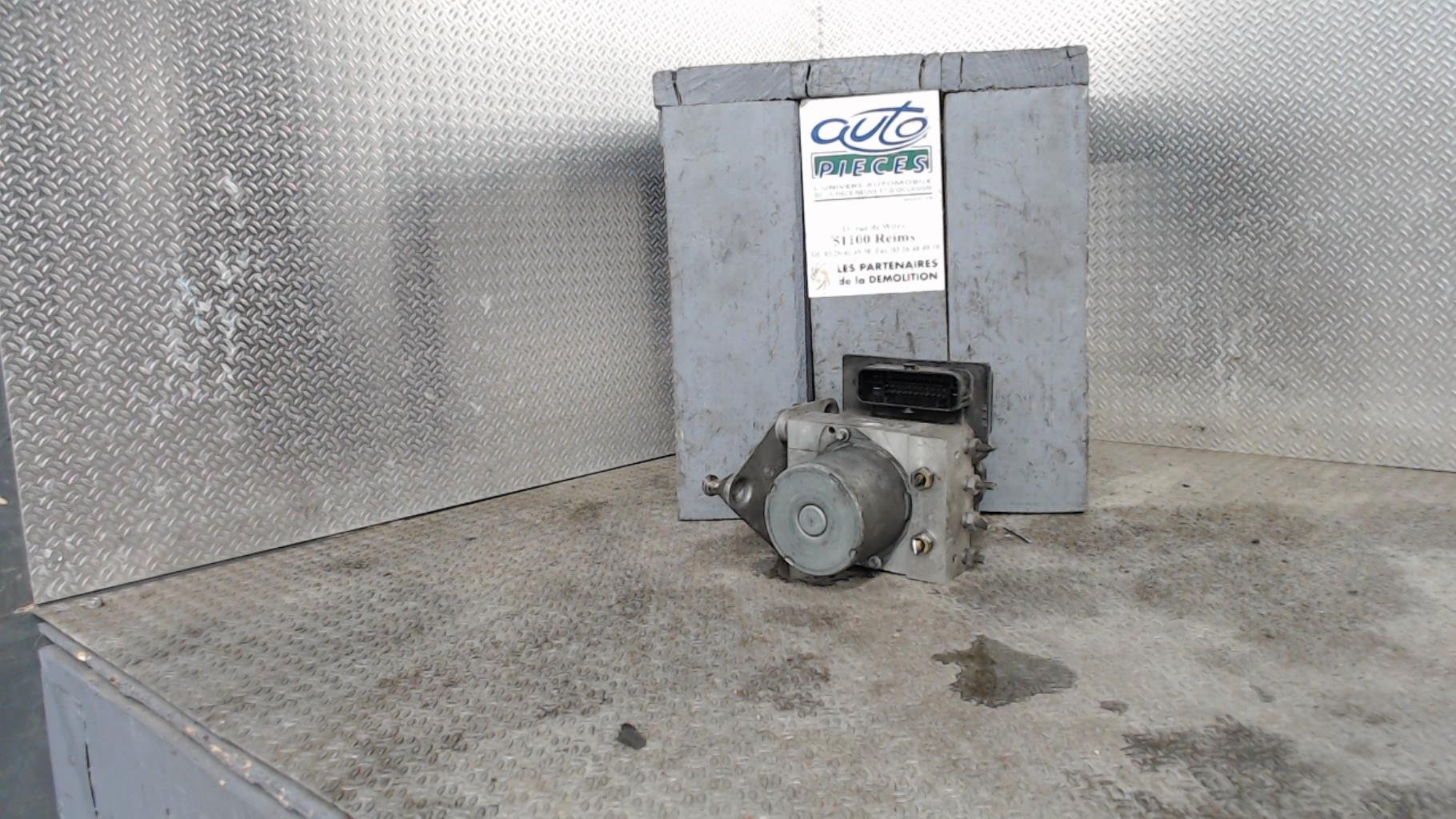Bloc ABS (freins anti-blocage) MERCEDES SPRINTER 2 PHASE 1 Diesel - 1