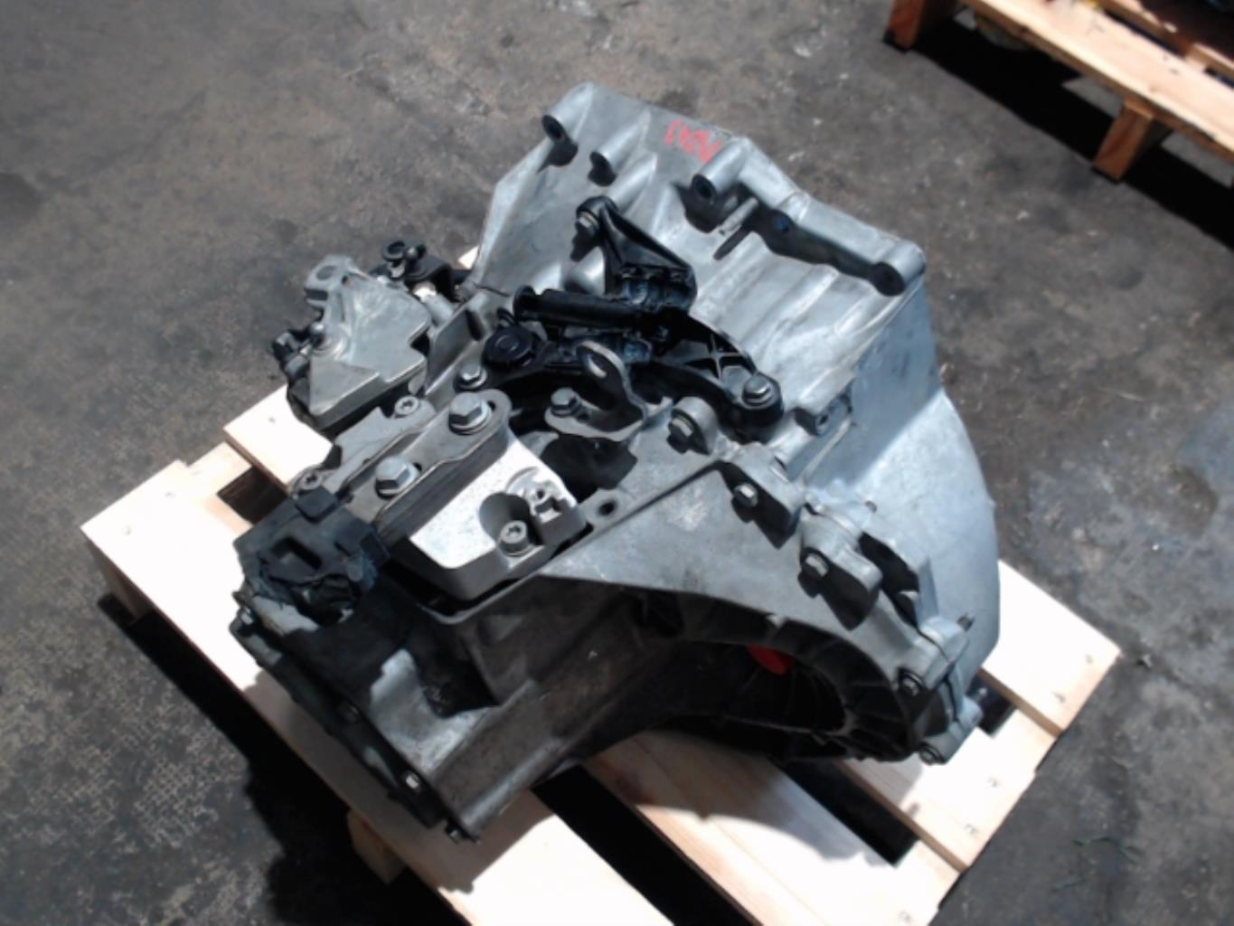 Boite de vitesses PEUGEOT 208 1 PHASE 1 Essence - 1
