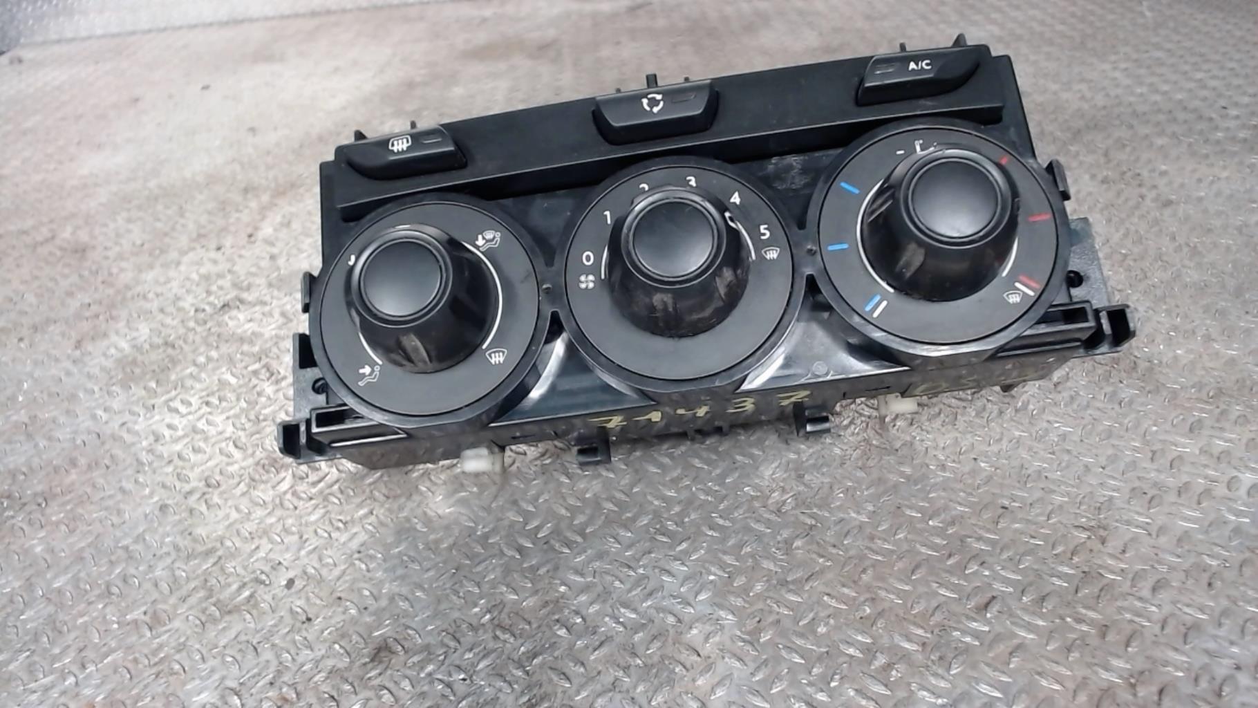 Commande chauffage CITROEN DS3 PHASE 1 Diesel - 1