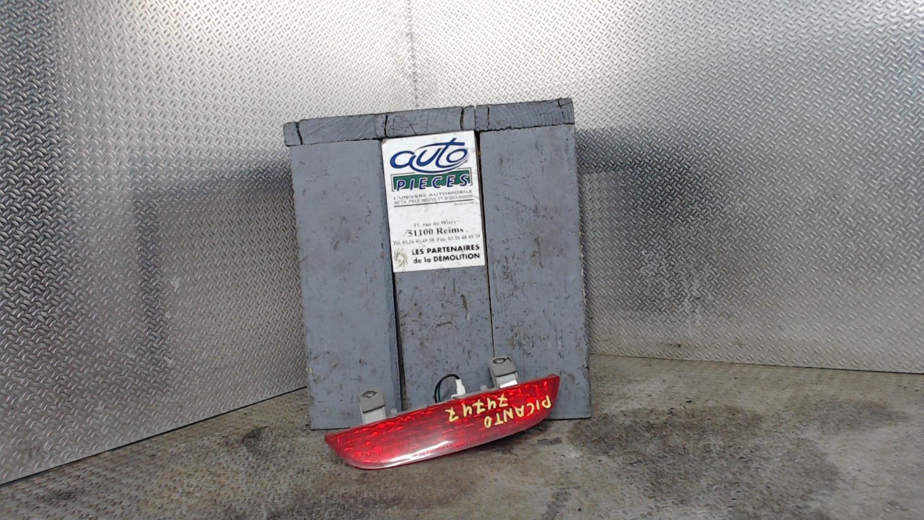Feu arriere stop central KIA PICANTO 1 PHASE 1 Essence - 1