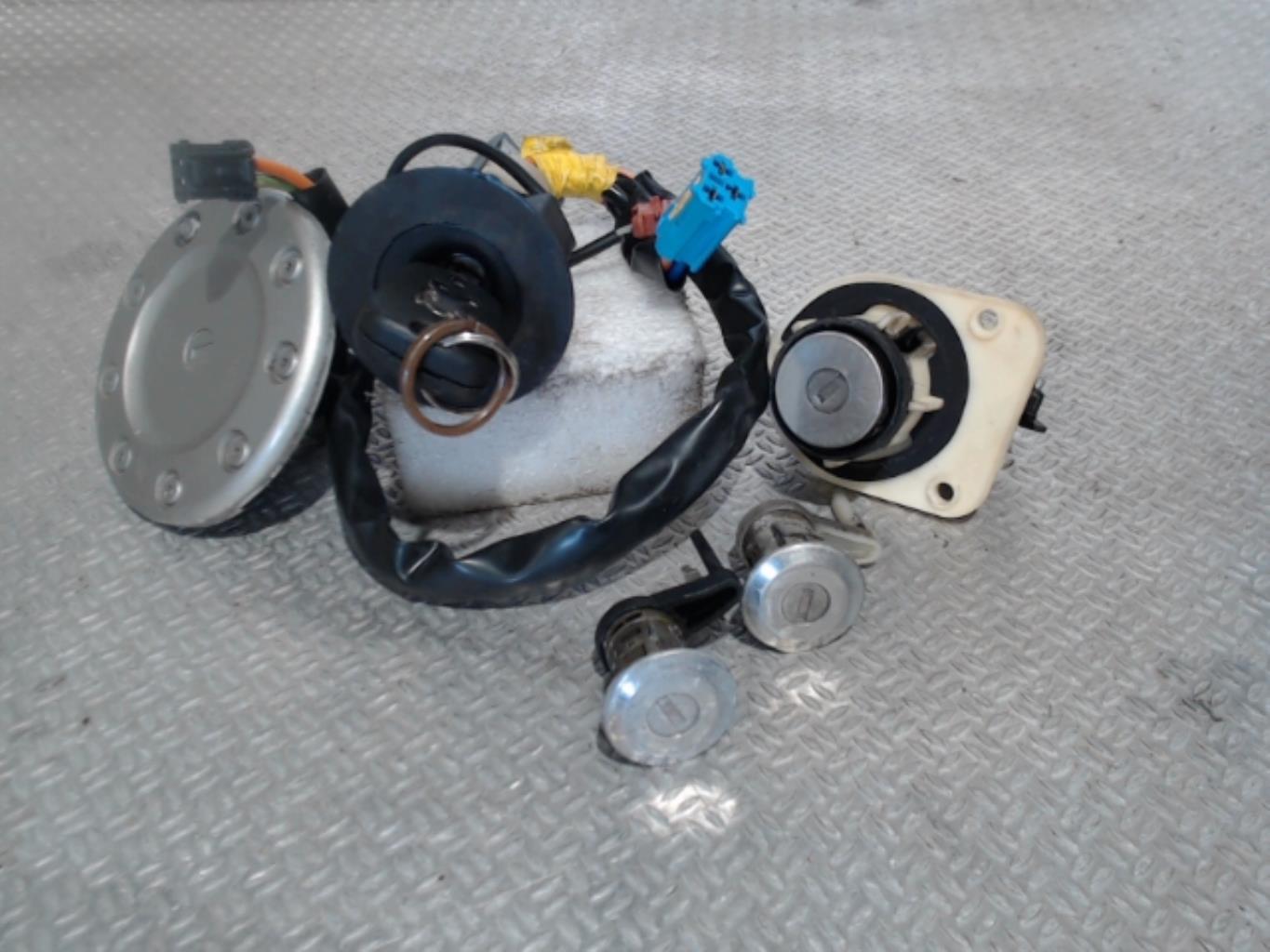 Kit barillet PEUGEOT 206 PHASE 1 CABRIOLET Essence - 1