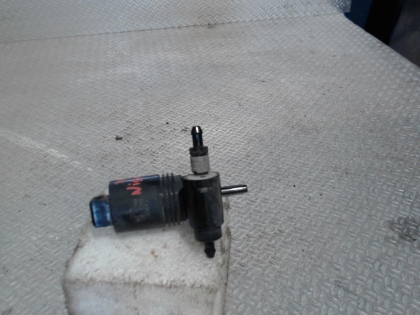 Pompe lave glace avant NISSAN NOTE 1 PHASE 1 Diesel - 1