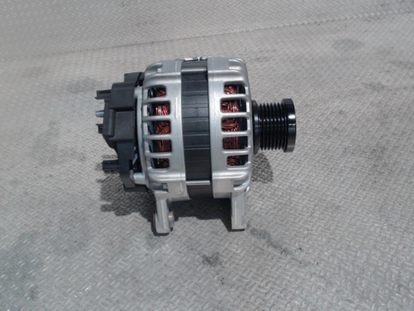 Alternateur RENAULT MEGANE 4 PHASE 1 Essence/Hybride - 1