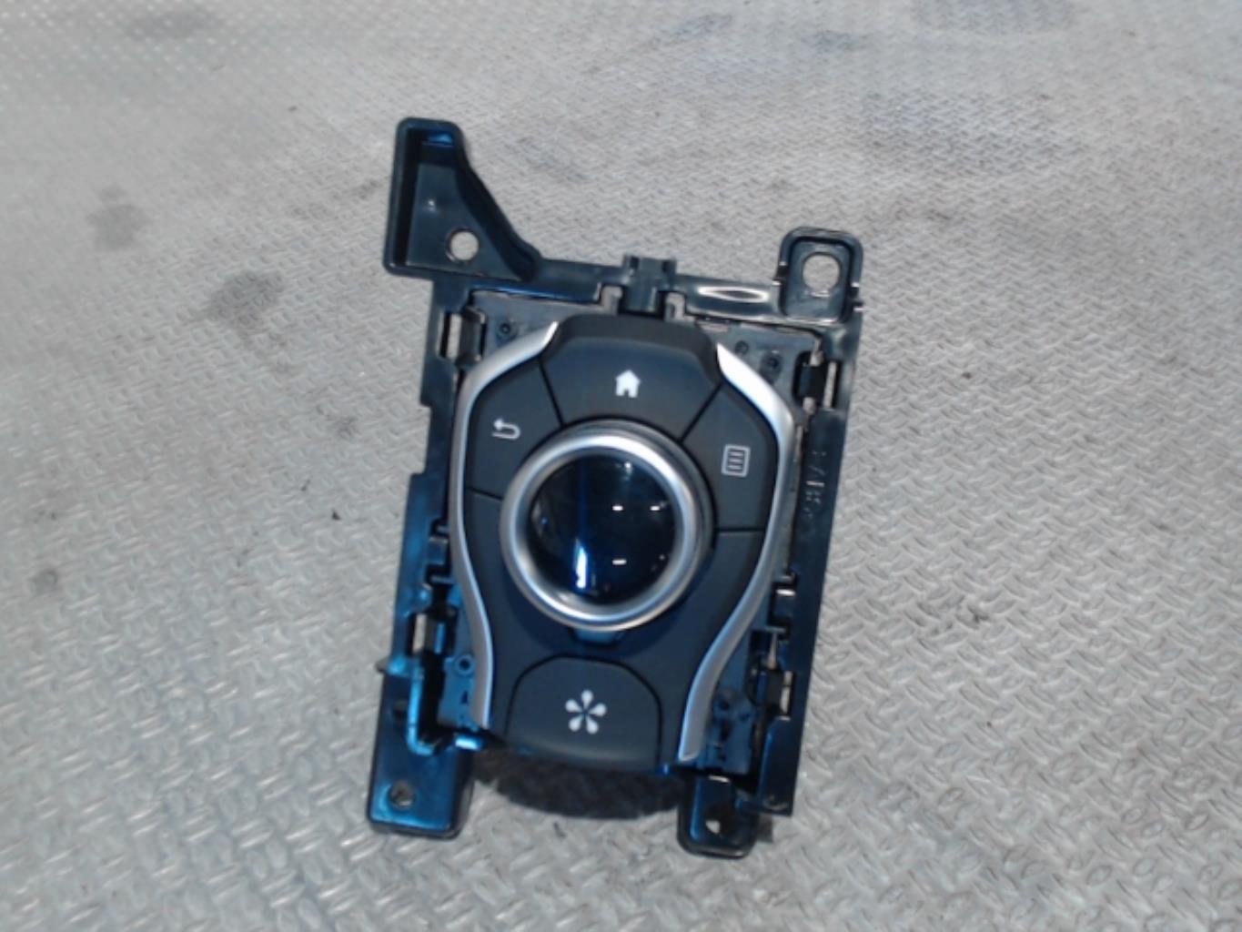 Commande GPS RENAULT TALISMAN Essence - 1