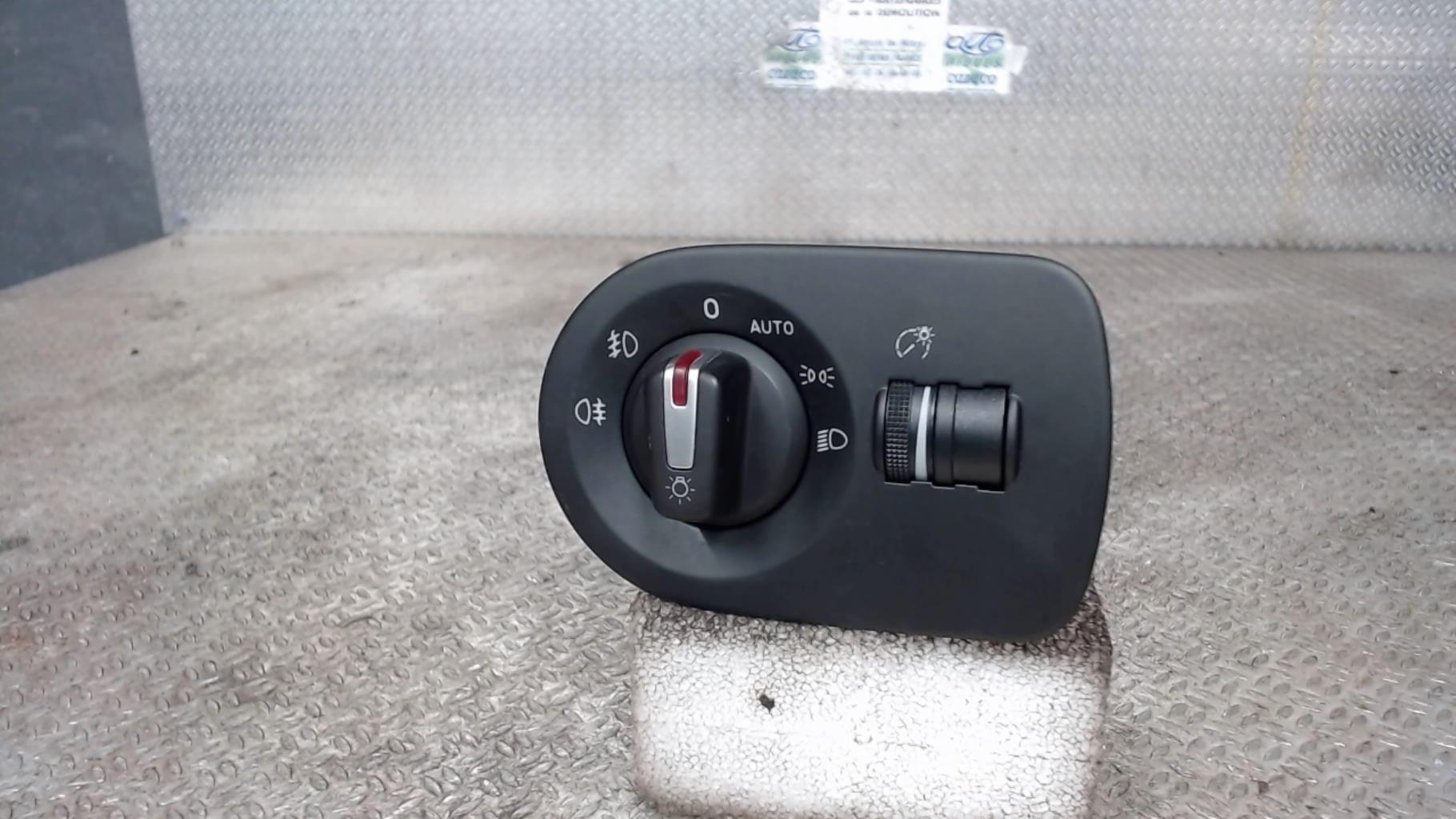 Commande de phare SEAT LEON 2 PHASE 2 Diesel - 1