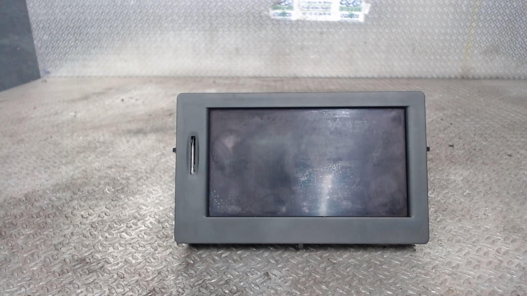 Ecran GPS RENAULT CLIO 3 PHASE 1 Diesel - 1