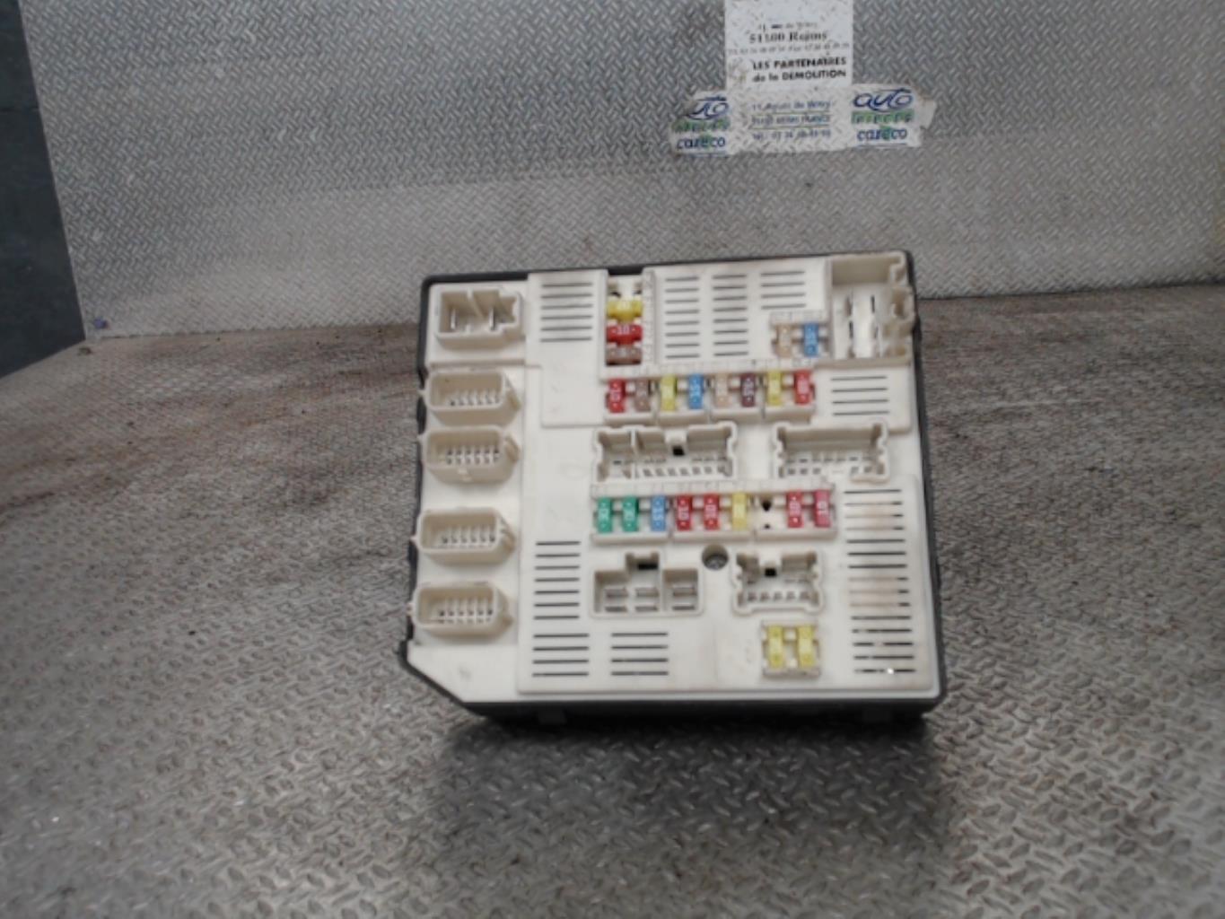 Boitier USM  RENAULT MEGANE 3 PHASE 1 BREAK Diesel - 1