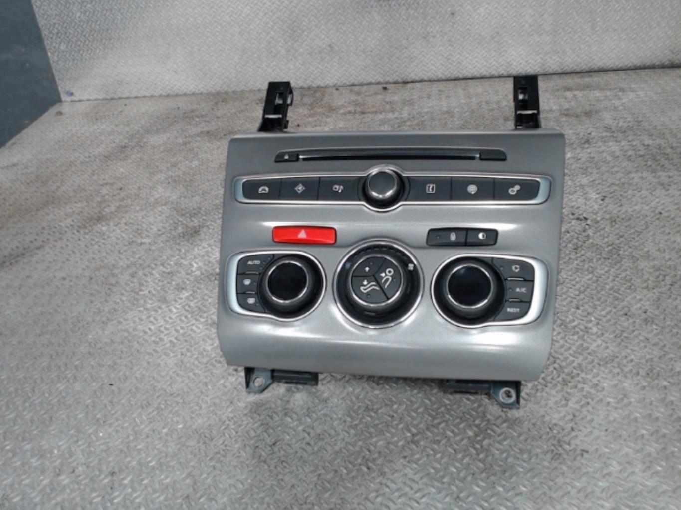 Commande chauffage CITROEN C4 2 PHASE 2 Diesel - 1