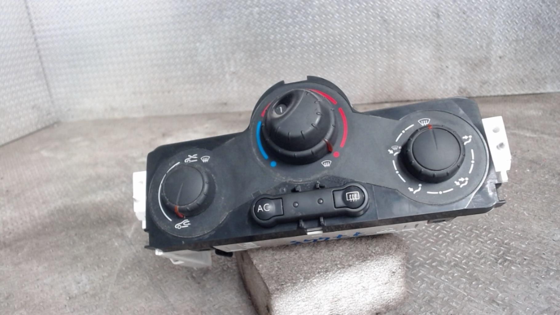 Commande chauffage RENAULT SCENIC 2 PHASE 2 Diesel - 1
