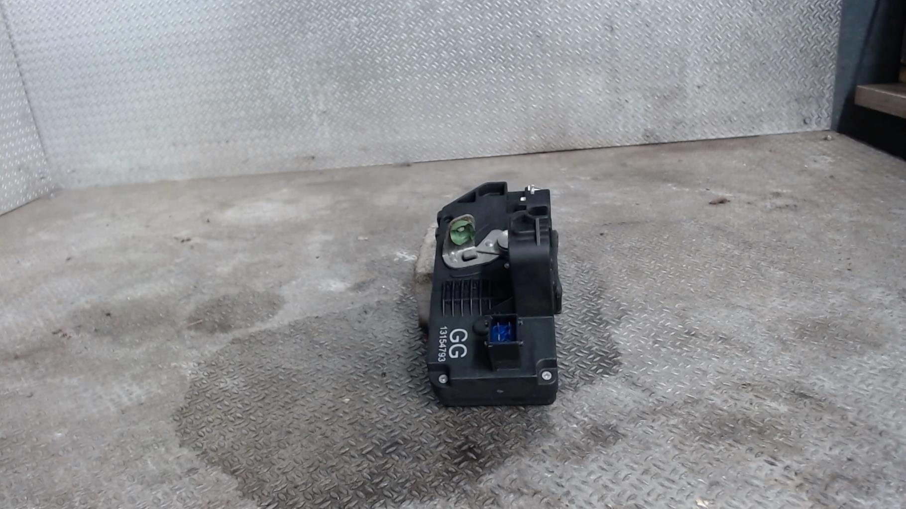 Fermeture centralisee arriere gauche OPEL CORSA C PHASE 2 Diesel - 1