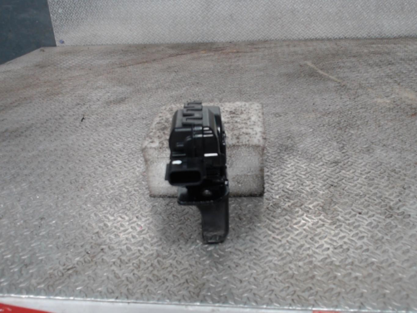 Fermeture centralisee coffre RENAULT CLIO 4 PHASE 1 Diesel - 1