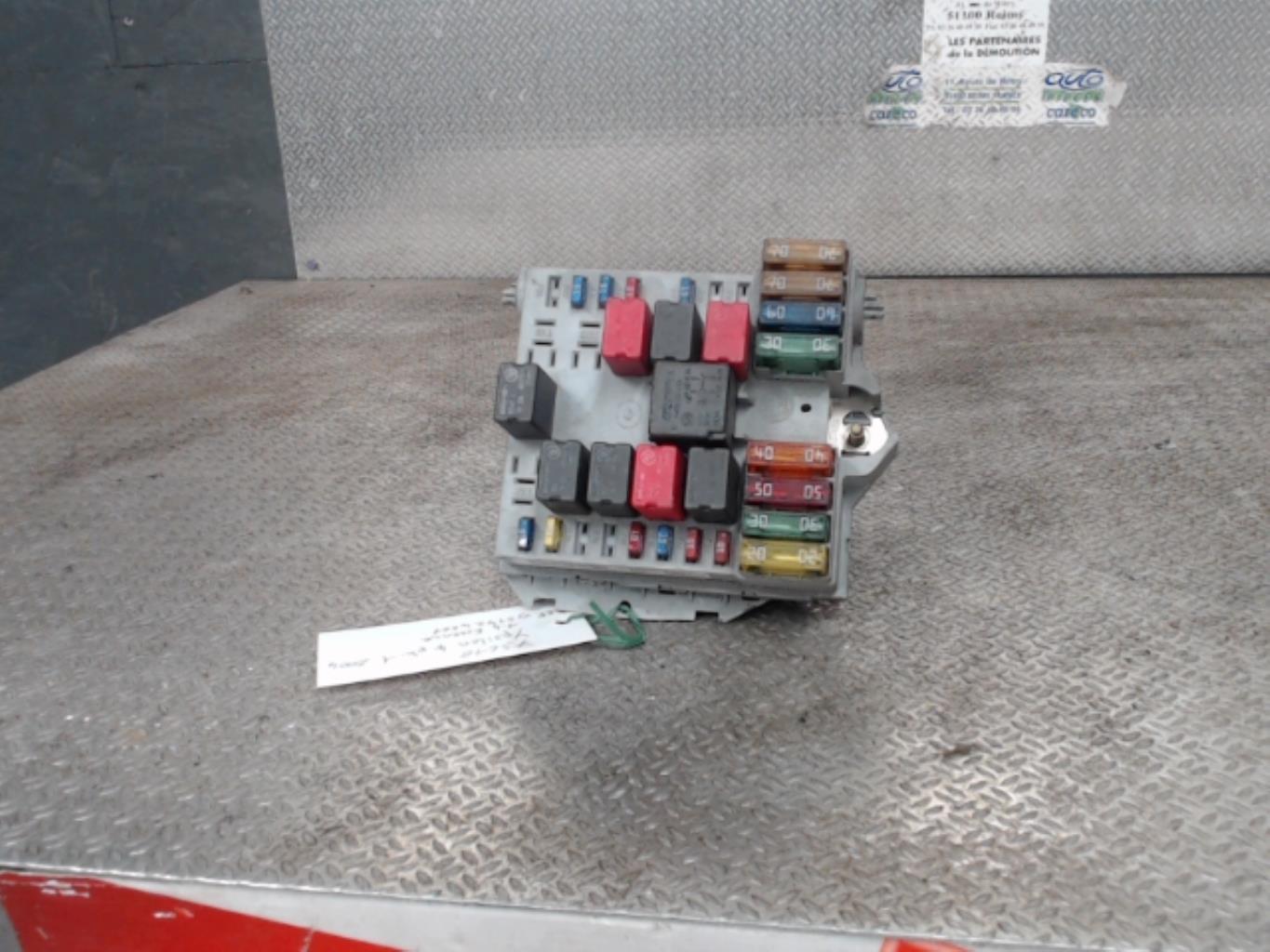 Porte fusible LANCIA YPSILON 4 PHASE 1 Essence - 1