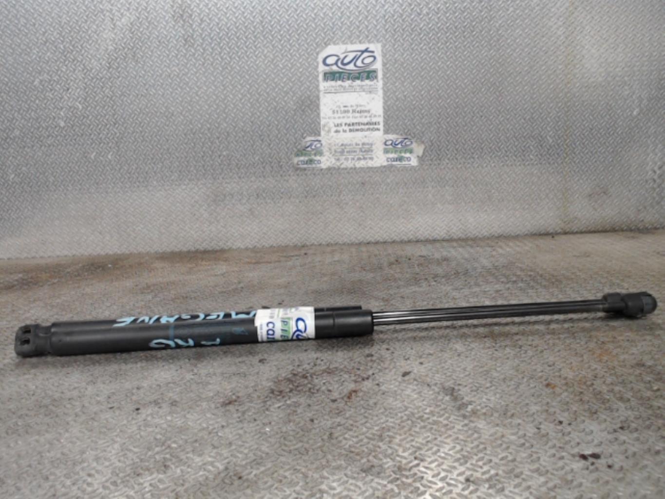 Verin de coffre RENAULT MEGANE 2 PHASE 2 BREAK Diesel - 1