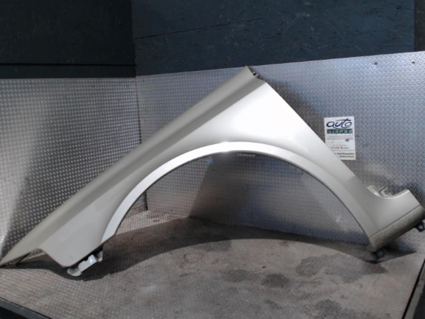 Aile avant gauche RENAULT LAGUNA 2 PHASE 1 Diesel - 1