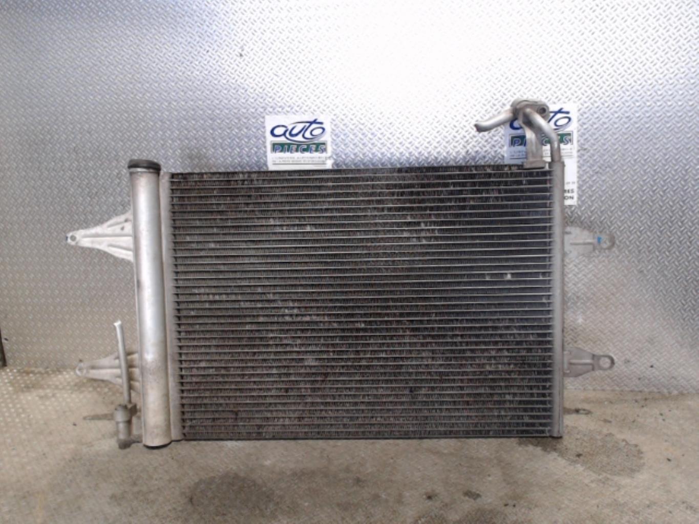 Condenseur de clim VOLKSWAGEN FOX Essence - 1