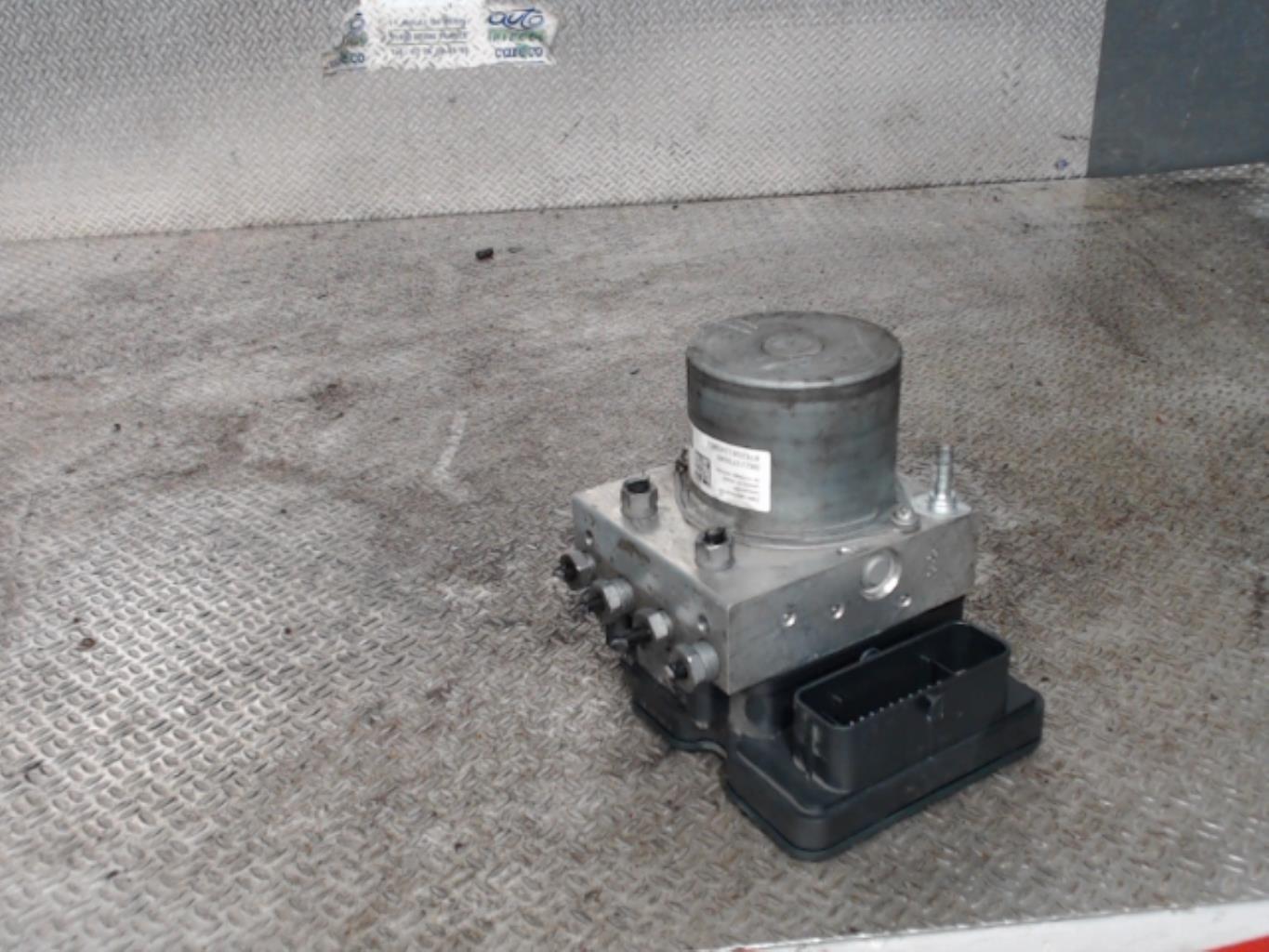 Bloc ABS (freins anti-blocage) CITROEN C3 3 PHASE 1 Diesel - 1