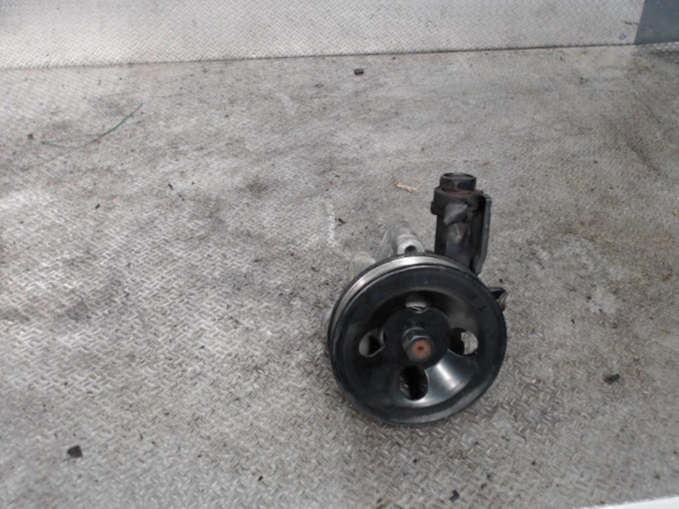 Pompe de direction HYUNDAI MATRIX PHASE 1 Diesel - 1