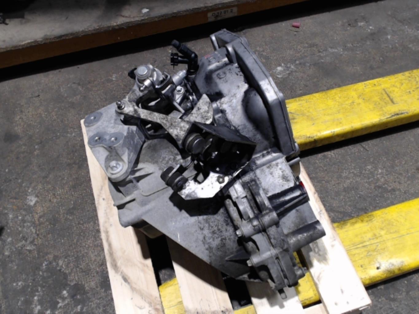 Boite de vitesses SAAB 9.3 2 SPORT HATCH PHASE 1 BREAK Diesel - 1