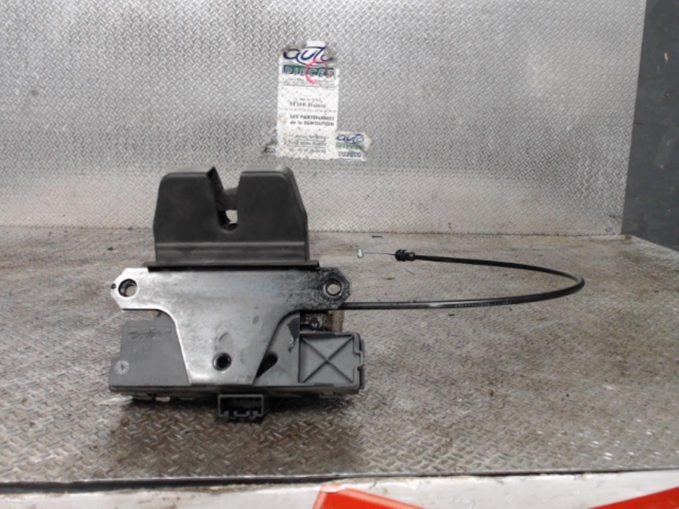 Fermeture centralisee coffre FORD C-MAX 1 PHASE 1 Diesel - 1