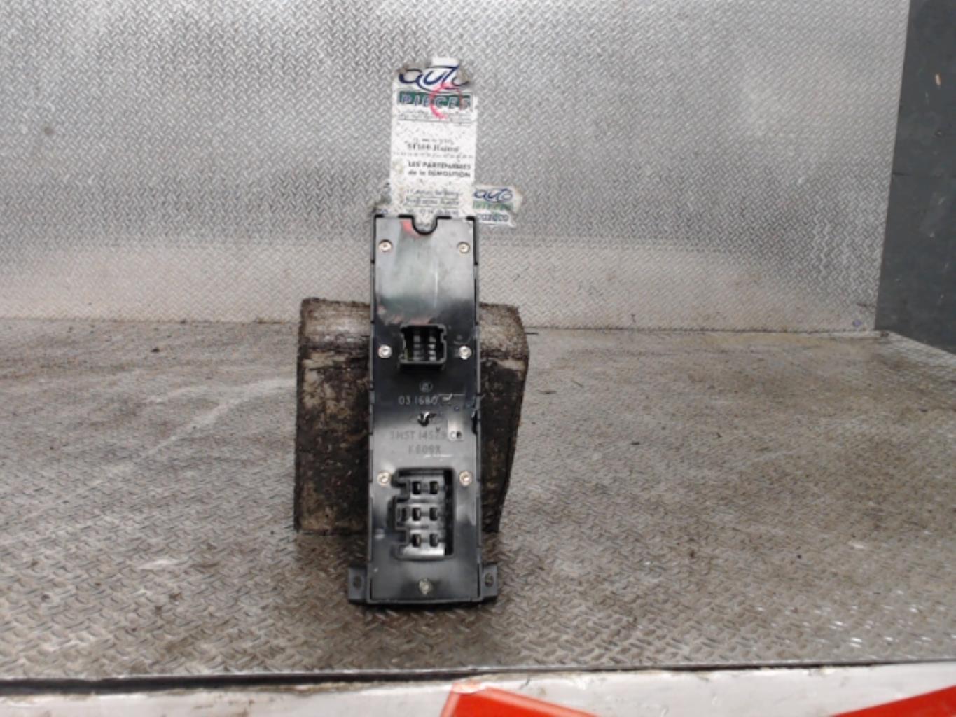 Interrupteur de leve vitre avant gauche FORD C-MAX 1 PHASE 1 Diesel - 1