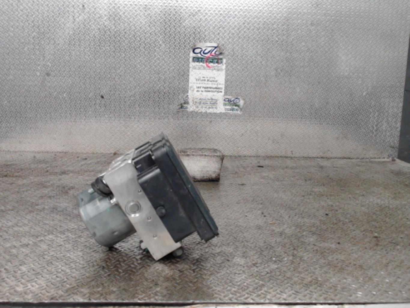 Bloc ABS (freins anti-blocage) DACIA DUSTER 2 Essence - 1