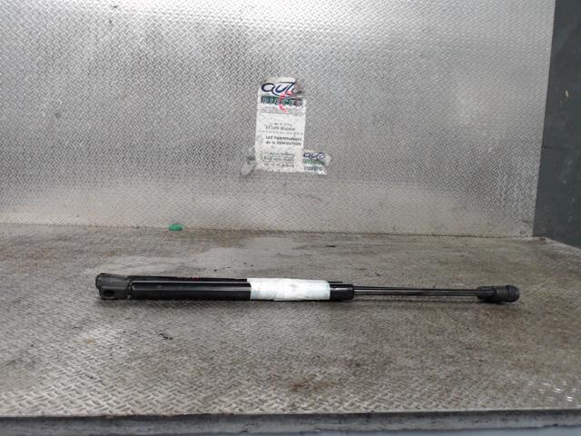 Verin de coffre VOLVO V 50 PHASE 1 BREAK Diesel - 1