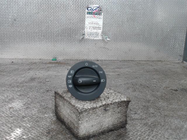 Commande de phare AUDI A6 3 PHASE 1 Diesel - 1