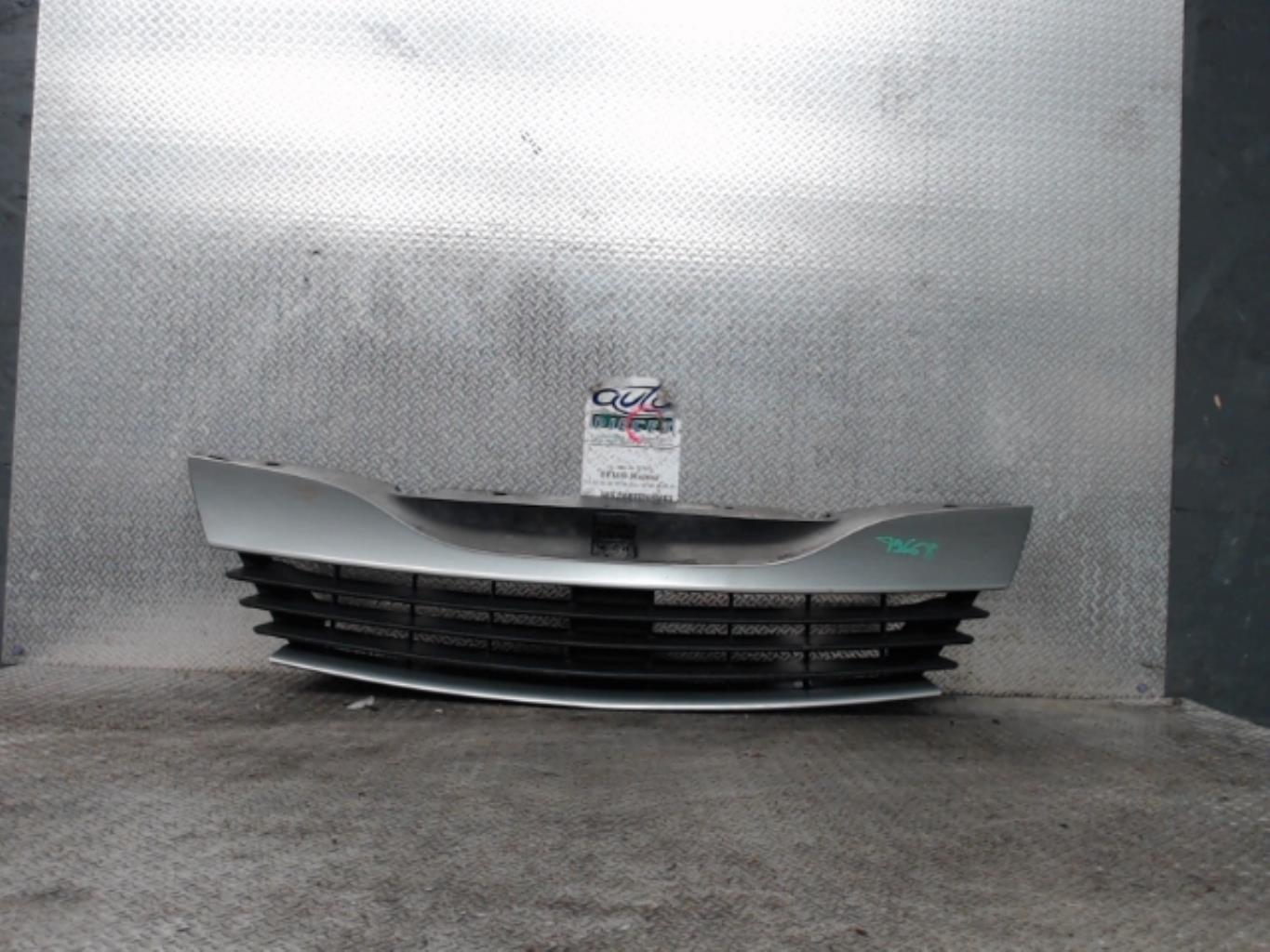 Calandre RENAULT LAGUNA 2 PHASE 1 Essence - 1