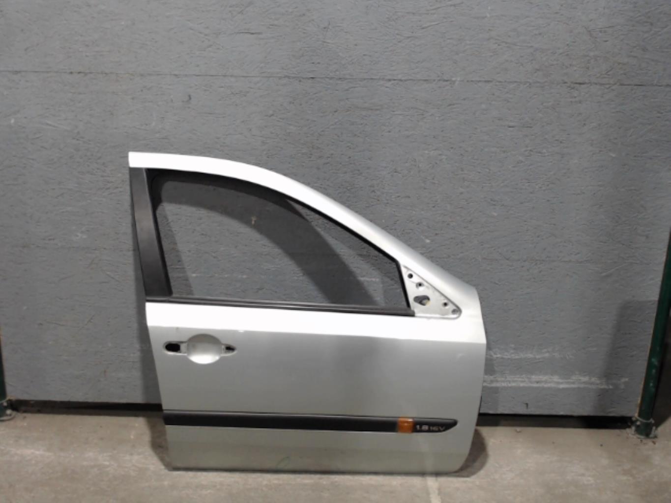 Porte avant droit RENAULT LAGUNA 2 PHASE 1 Essence - 1