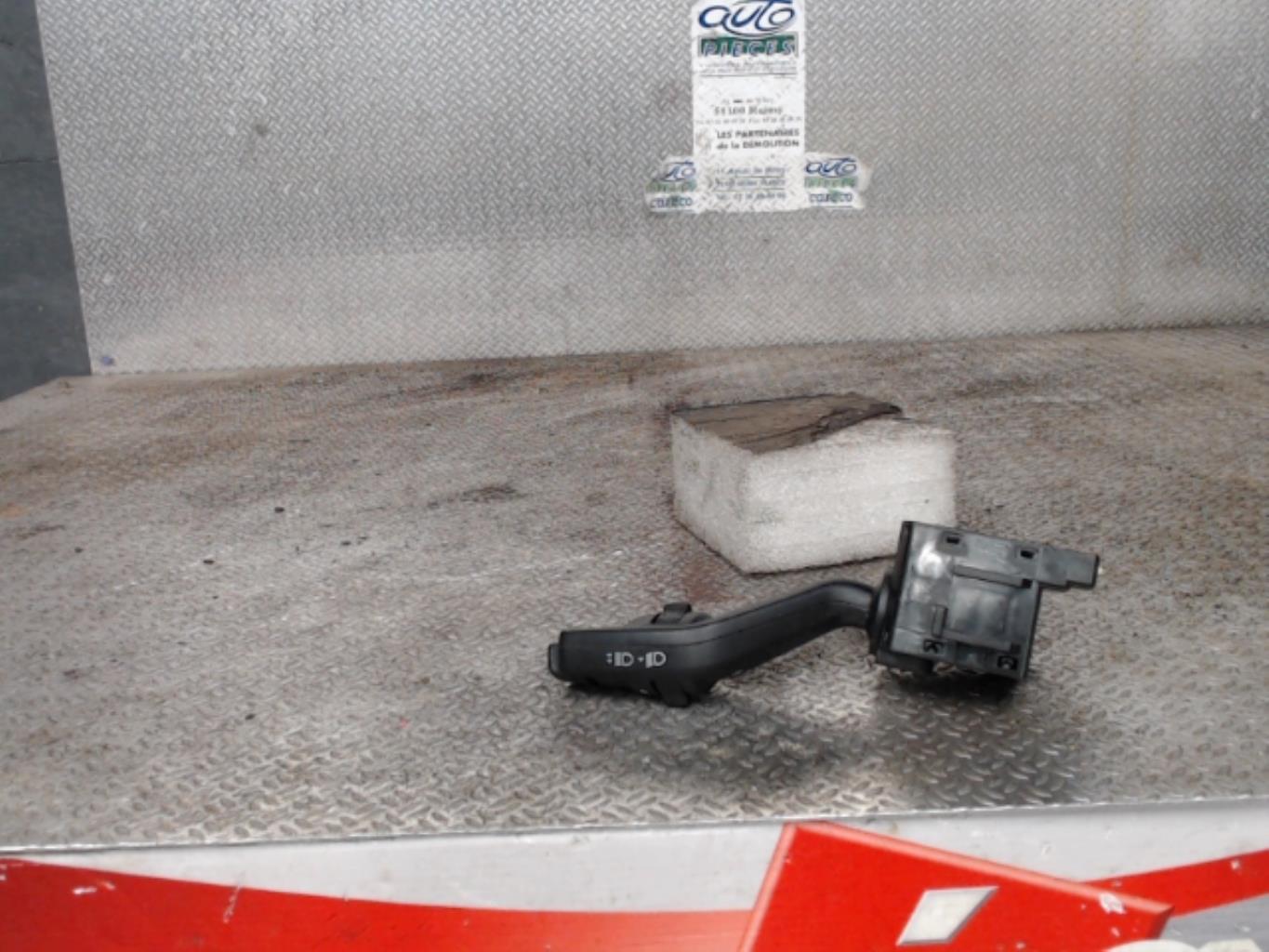 Commodo phare FORD C-MAX 1 PHASE 2 Diesel - 1