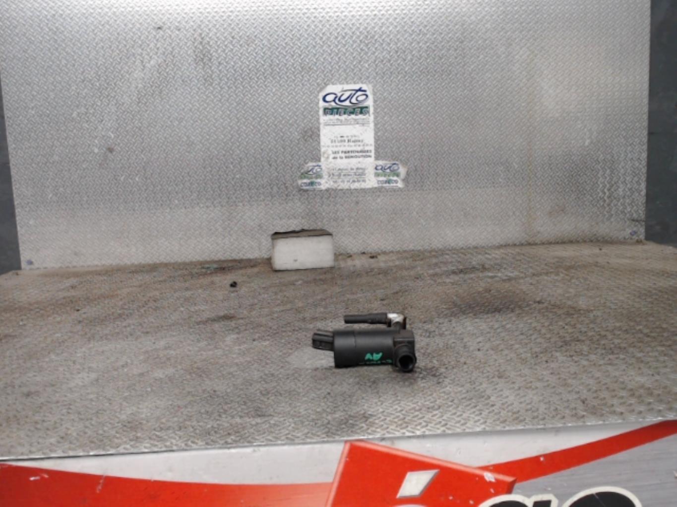 Pompe lave glace avant FORD C-MAX 1 PHASE 1 Diesel - 1