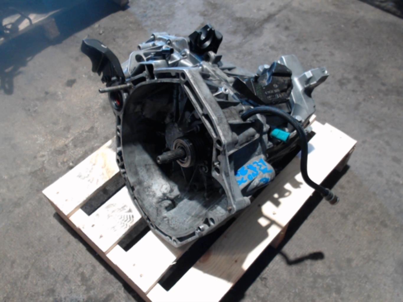 Boite de vitesses RENAULT SCENIC 3 PHASE 1 Diesel - 1