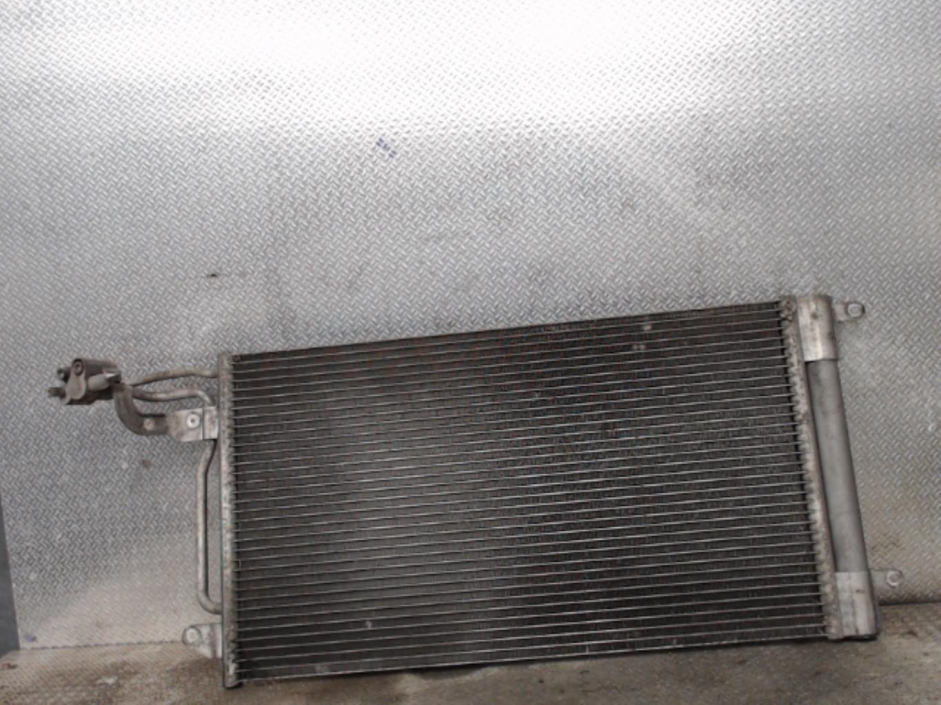 Condenseur de clim VOLKSWAGEN POLO 5 Diesel - 1