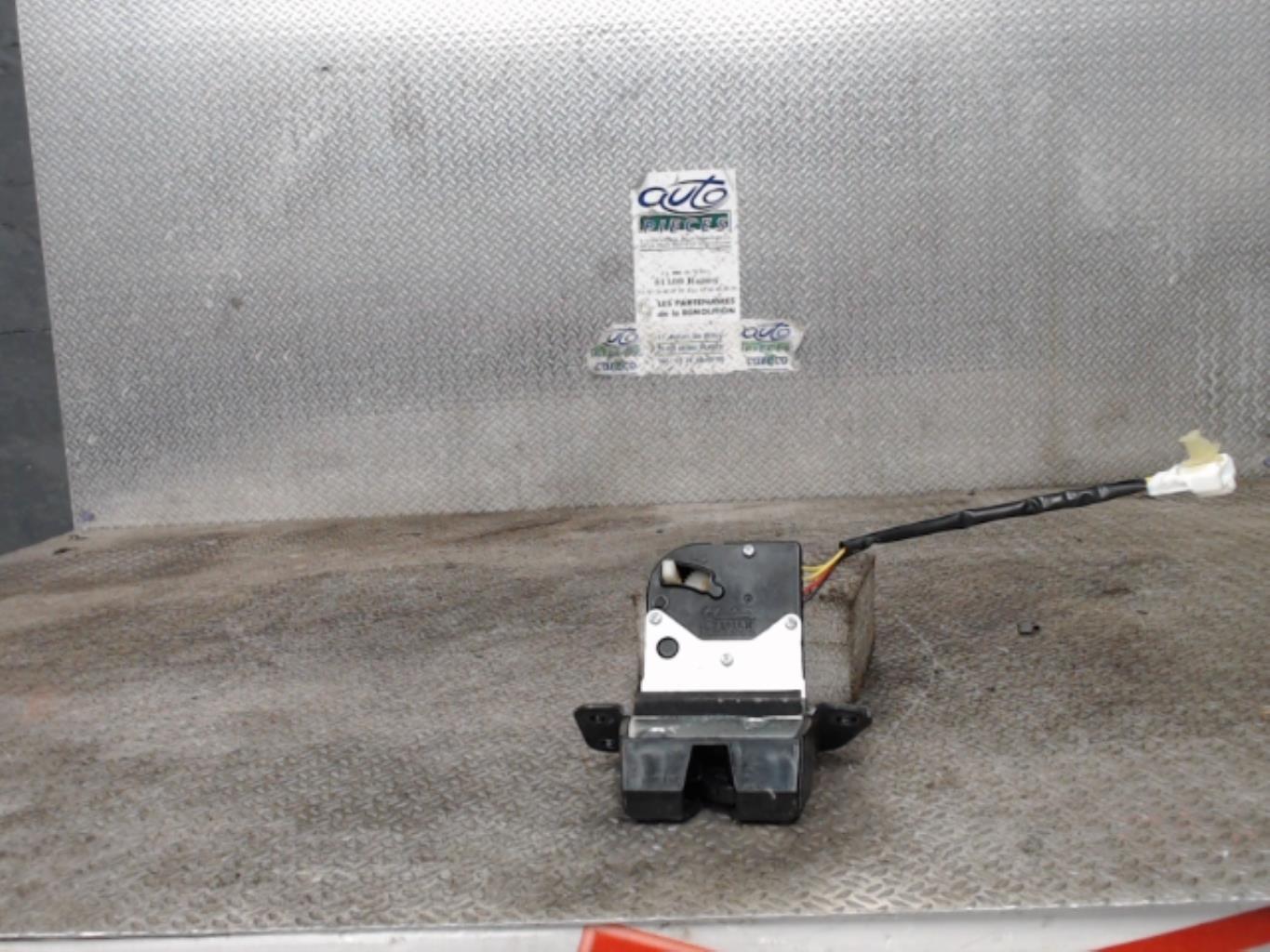 Fermeture centralisee coffre KIA RIO 3 PHASE 1 Essence - 1