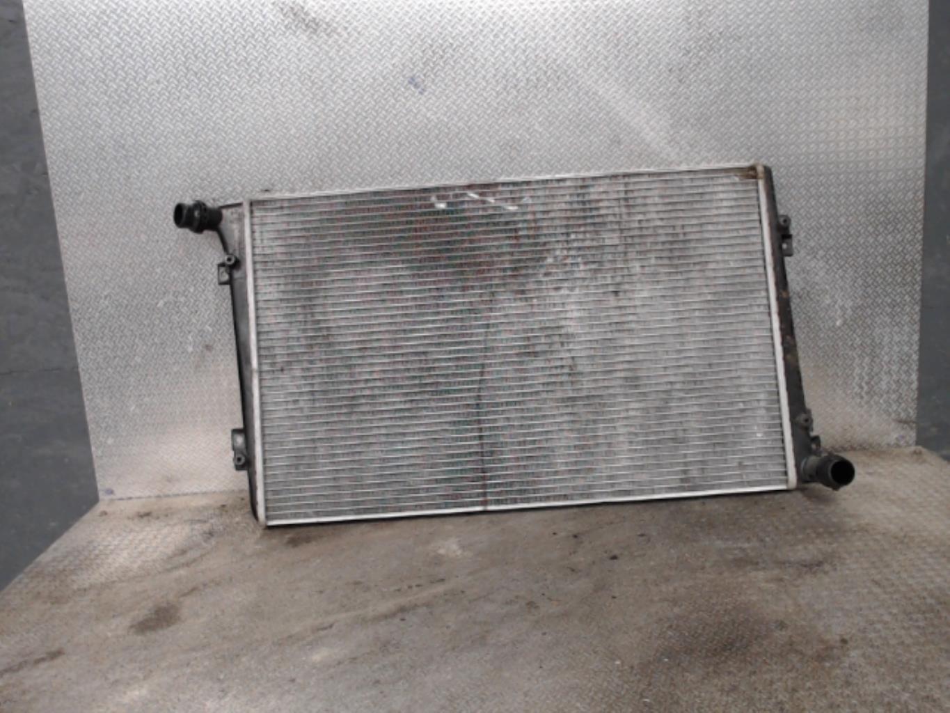 Radiateur eau AUDI A3 2  - 1