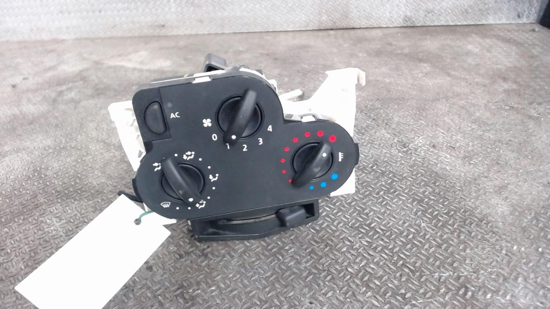 Commande chauffage DACIA LOGAN MCV 1 PHASE 1 BREAK Diesel - 1
