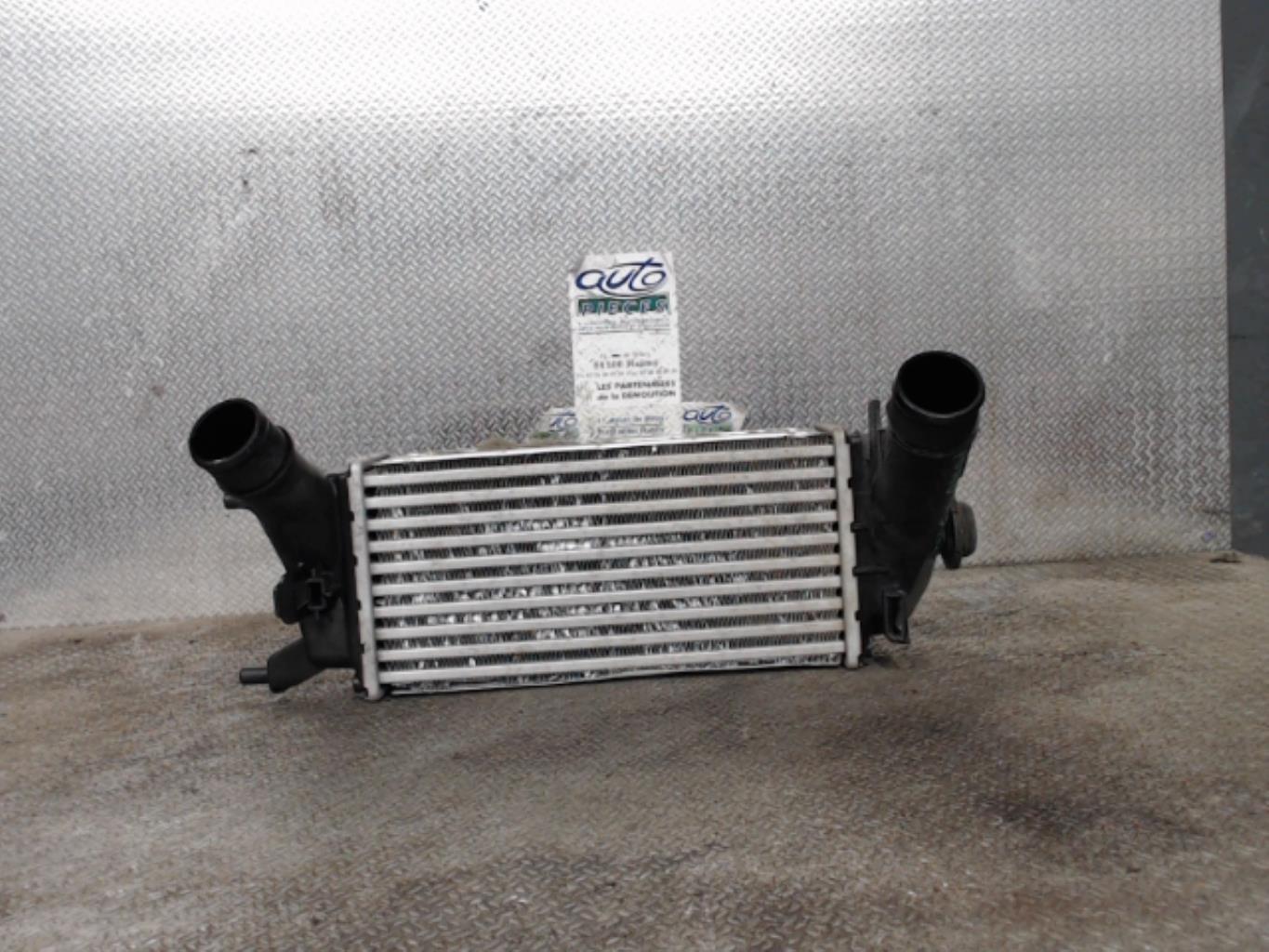 Echangeur air (Intercooler) FORD FIESTA 7 PHASE 1 Essence - 1