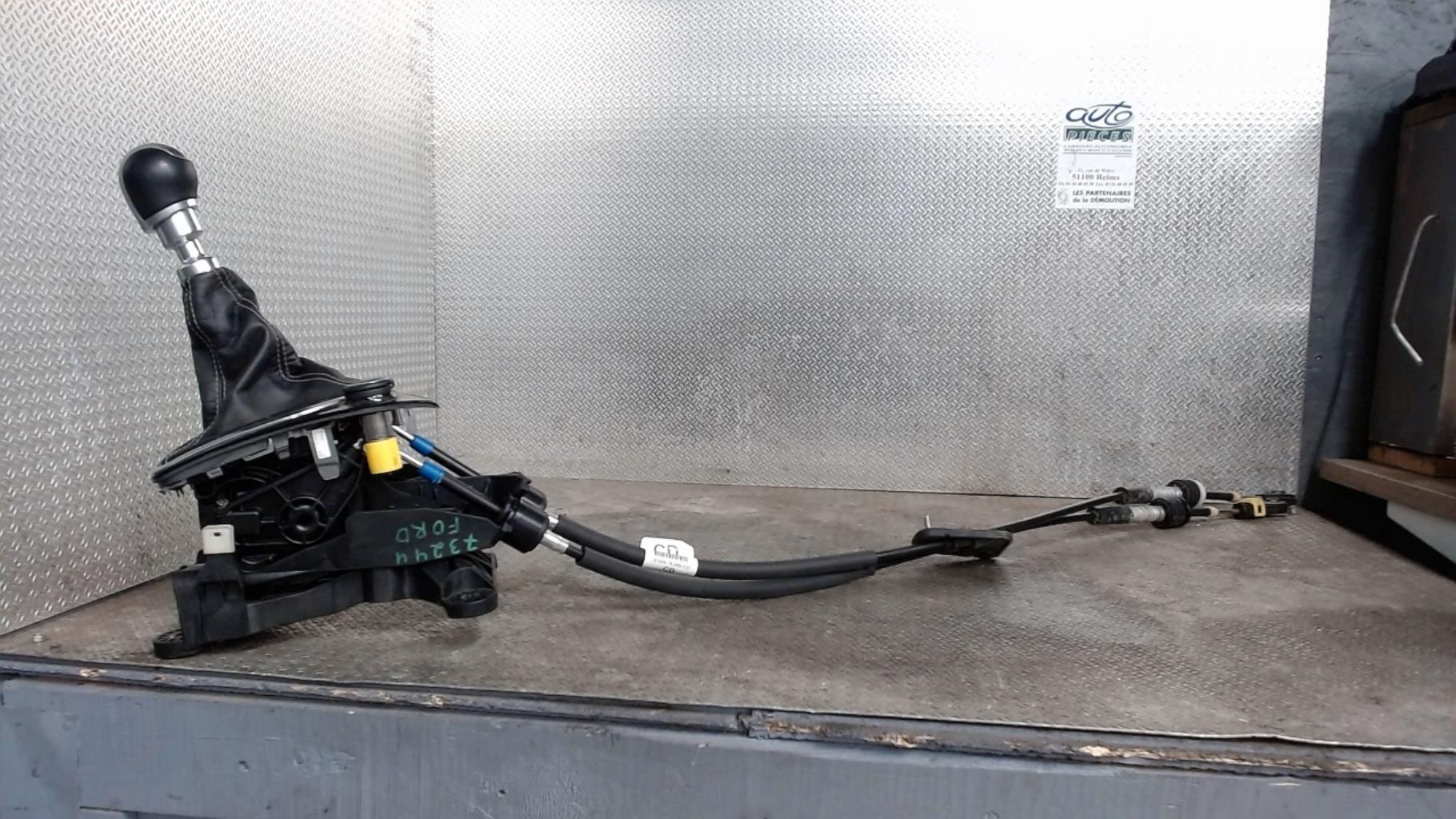 Levier de vitesses FORD FIESTA 7 PHASE 1 Essence - 1