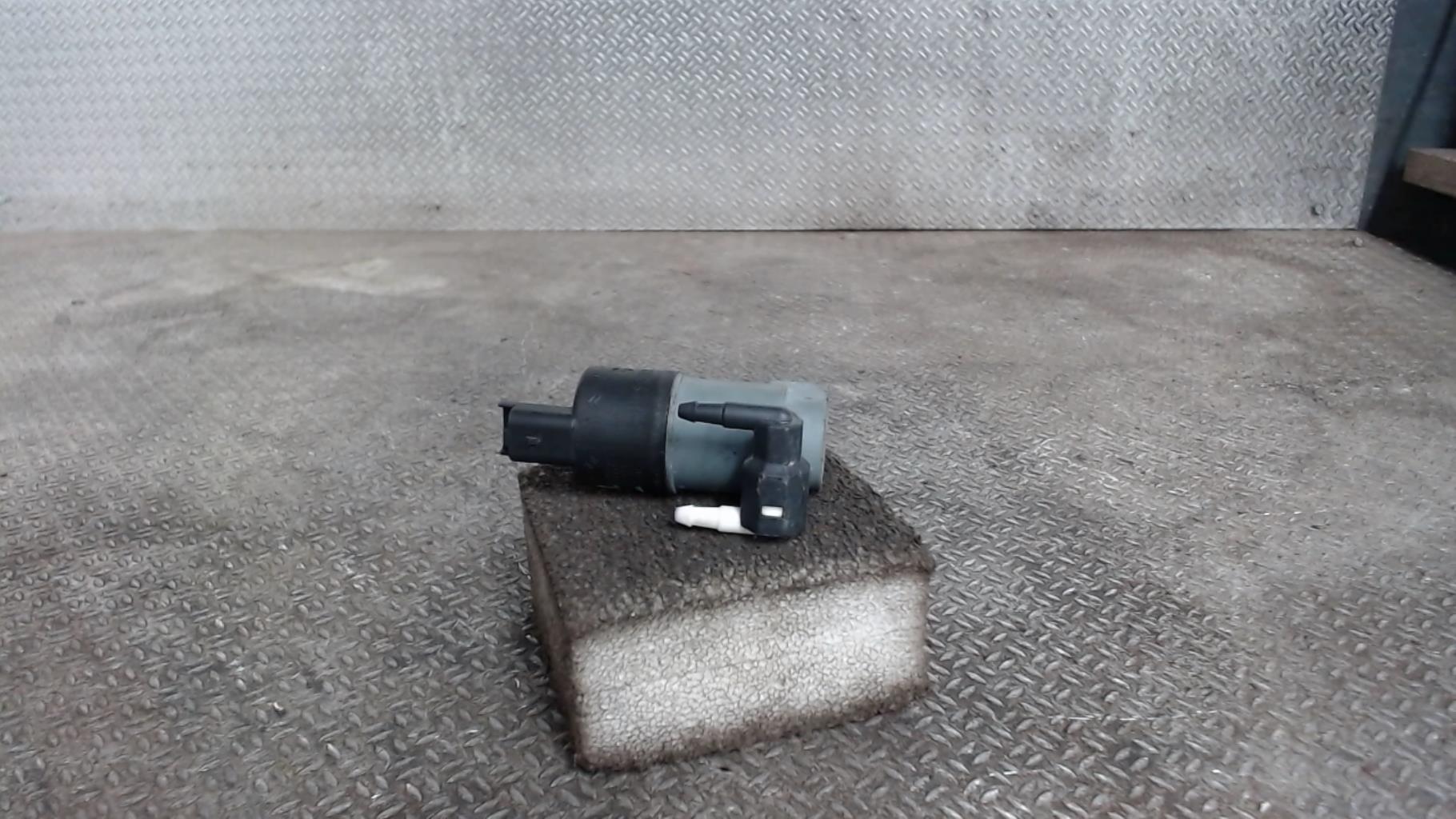 Pompe lave glace avant DACIA DUSTER 1 PHASE 2 Diesel - 1