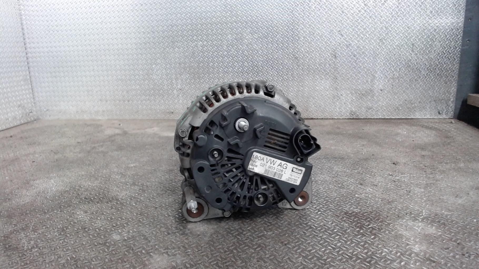 Alternateur VOLKSWAGEN PASSAT 5 Diesel - 1