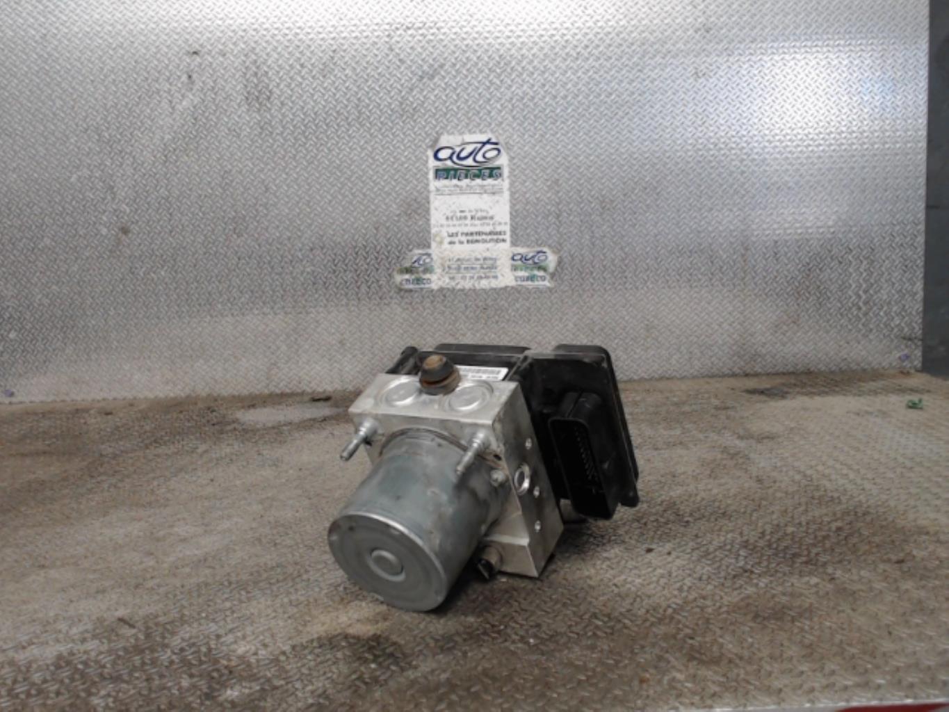 Bloc ABS (freins anti-blocage) CITROEN C4 1 PHASE 1 Diesel - 1