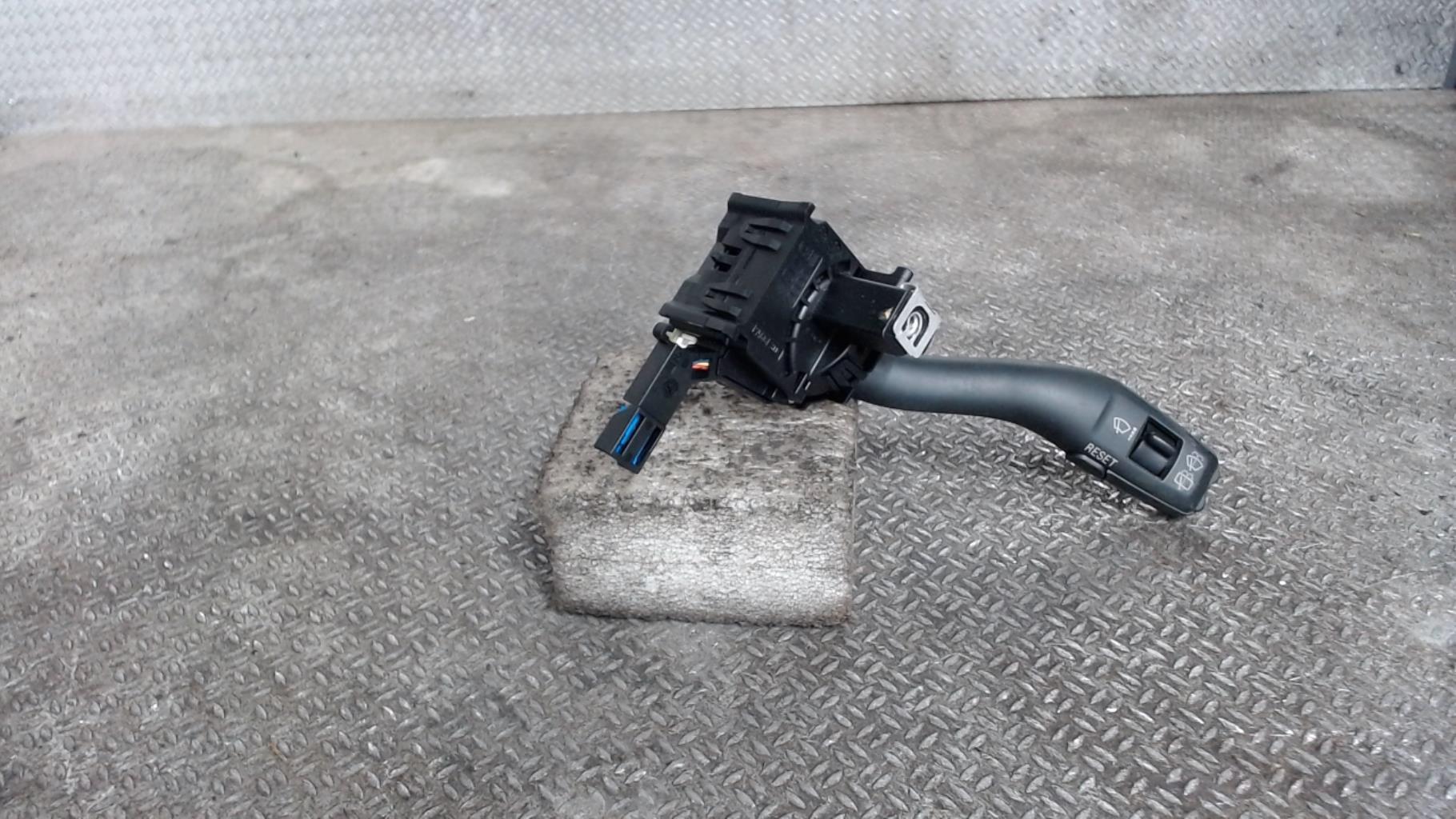 Commodo d'essuie glaces AUDI A3 2 PHASE 1 Diesel - 1
