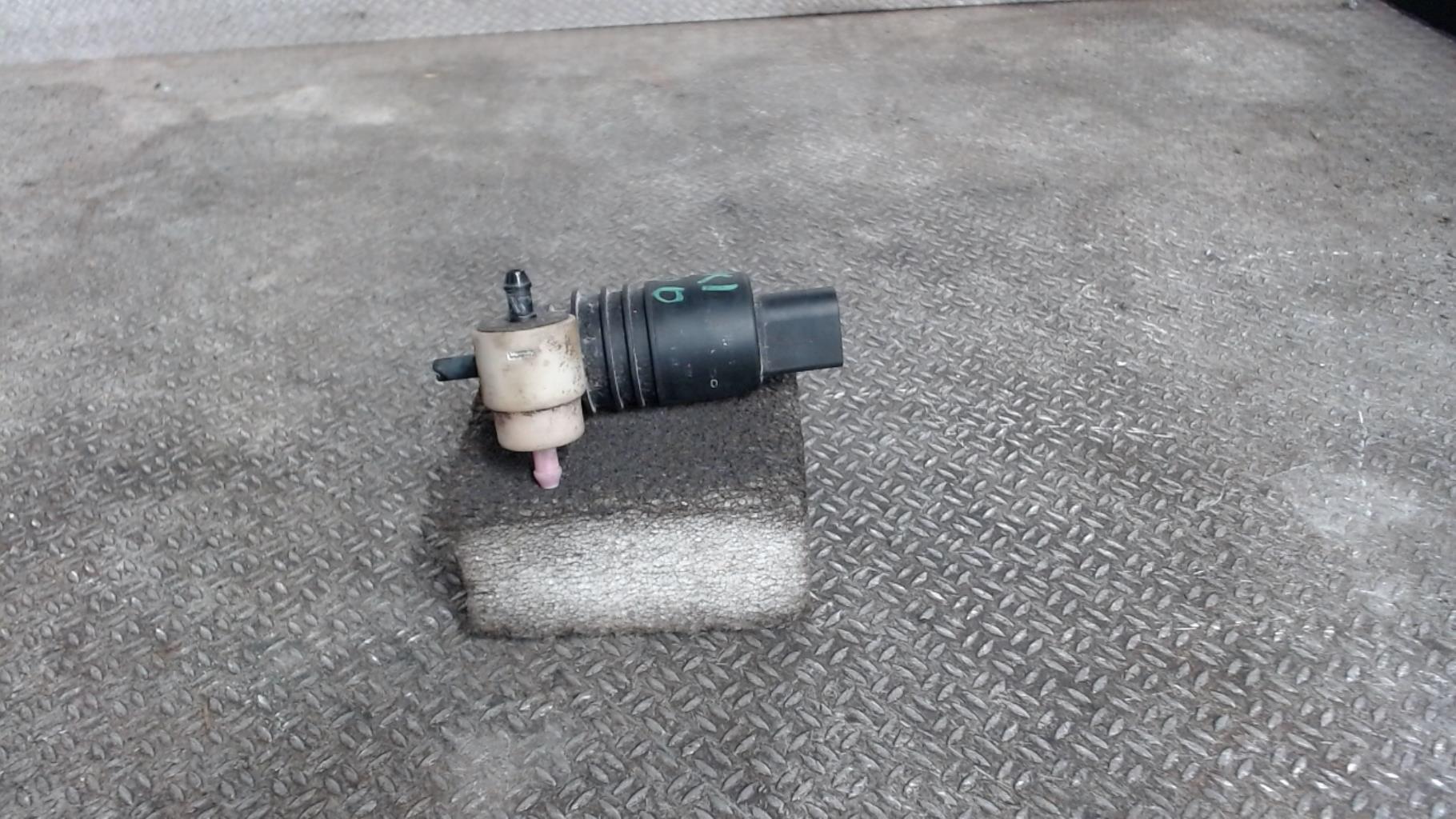 Pompe lave glace avant SUZUKI IGNIS 2 Diesel - 1